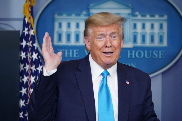 trump co the lai dung thuoc sot ret ngua covid-19 bat chap canh bao hinh 1