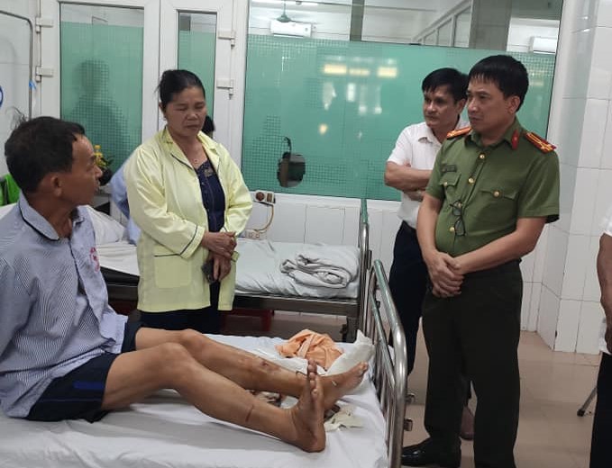bat khan cap doi tuong chem trong thuong cong an vien o ha tinh hinh 1