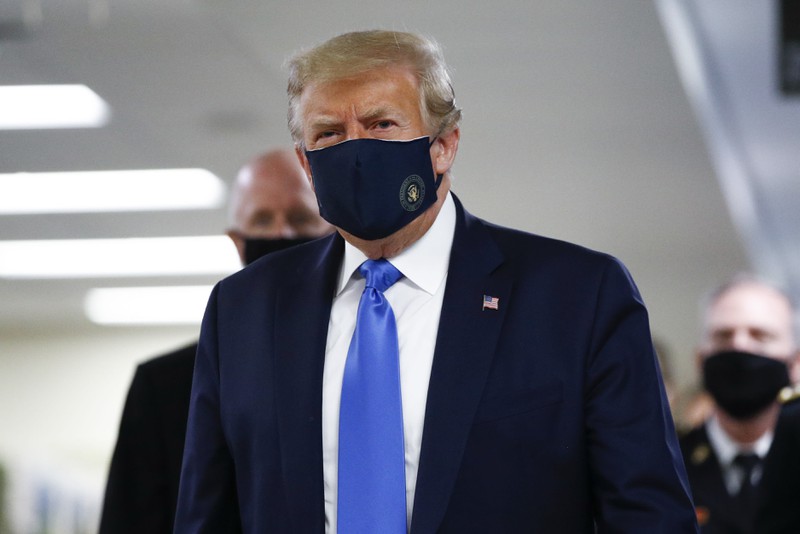 tong thong my trump khuyen khich nguoi dan deo khau trang hinh 1