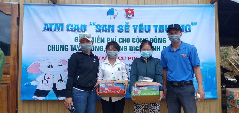 ho tro thiet bi y te, nhu yeu pham cho nguoi dan cach ly bach hau o dak lak hinh 2