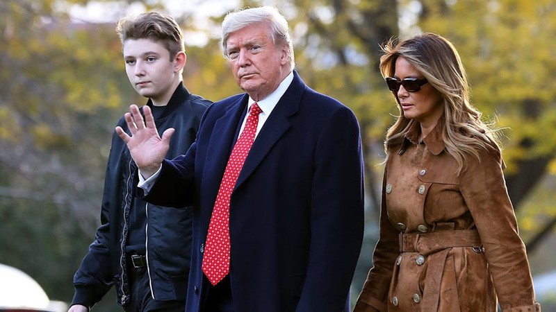 ong trump muon con trai barron som tro lai truong thay vi hoc truc tuyen  hinh 1