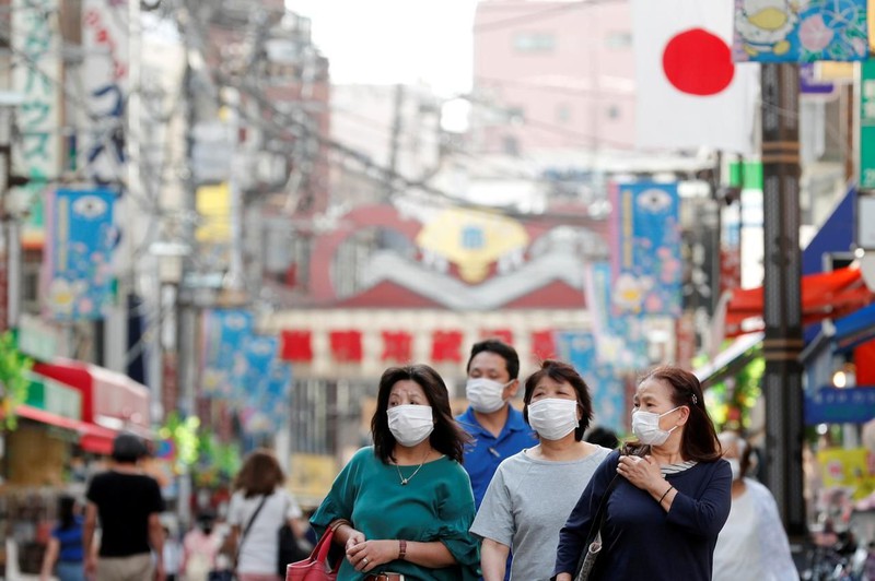 nhat ban: so ca mac covid-19 trong ngay tai osaka lan dau vuot qua tokyo hinh 1