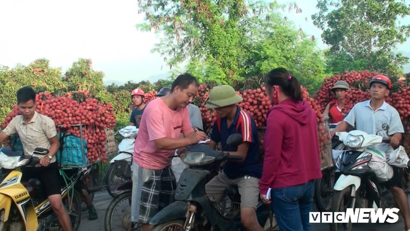 cho vung cao bac giang tac duong hang cay so do dan cho vai ra ban hinh 5