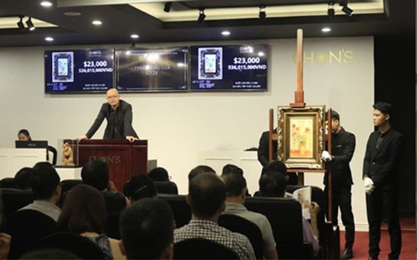 ​muc khoi diem gan 10.000 usd/m2 cho can ho de vuong d’. palais louis hinh 2