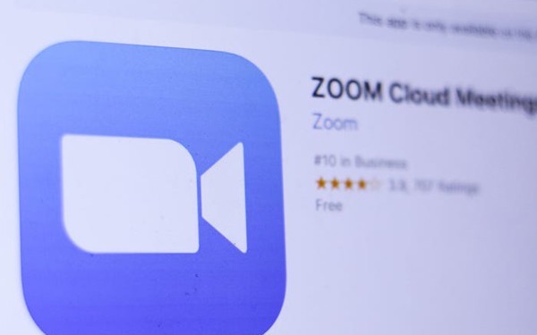 ceo zoom kiem bon tien nho phan mem lam viec truc tuyen hinh 2