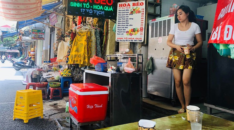 hang loat cua hang "cua dong, then cai" tren pho co ha noi von sam uat hinh 6