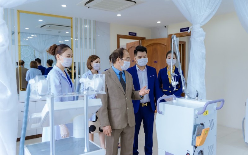 quy trinh dich te phong covid-19 nghiem ngat o tham my vien ngoc dung hinh 2