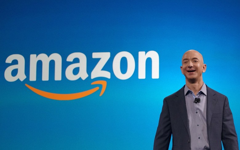 tai san cua ceo amazon sap can moc 200 ty usd hinh 1