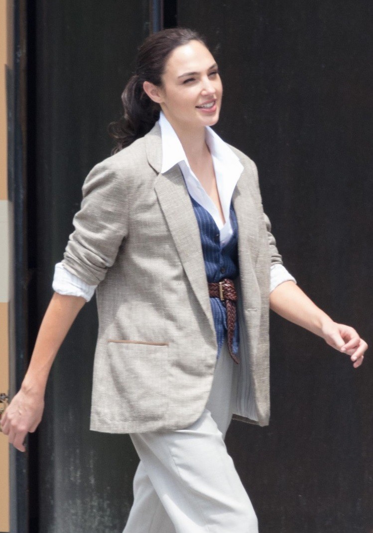  bom tan "wonder woman 1984" he lo tao hinh quyen ru cua gal gadot hinh 5