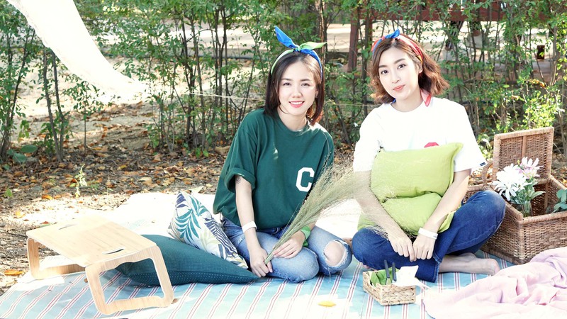 hoa hau do my linh va phuong ly do ve tre trung, xinh dep tai han quoc hinh 8