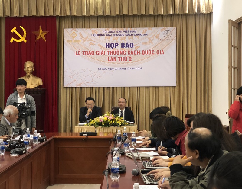 giai thuong sach quoc gia lan 2 giai a len den 100 trieu dong hinh 1