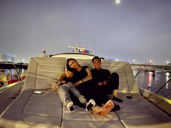 thu minh - my tam mung nam moi, ha ho tinh tu ben kim ly don nam 2020 hinh 5