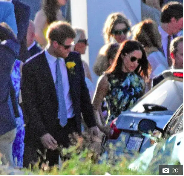 hanh trinh cua meghan markle tu ngay dau den khi muon rut khoi hoang gia anh hinh 8