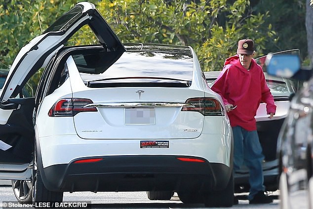 justin bieber phan chan den tham ban sau khi thua nhan mac benh lyme hinh 2