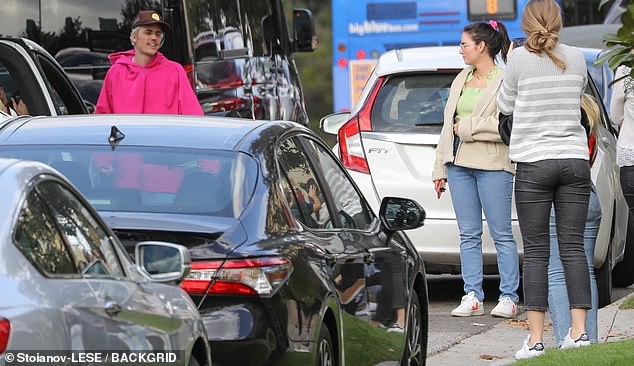 justin bieber phan chan den tham ban sau khi thua nhan mac benh lyme hinh 8