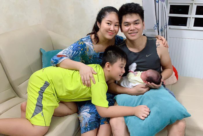 chuyen showbiz: ho ngoc ha phot lo khi bi ban be noi la "dien" hinh 7