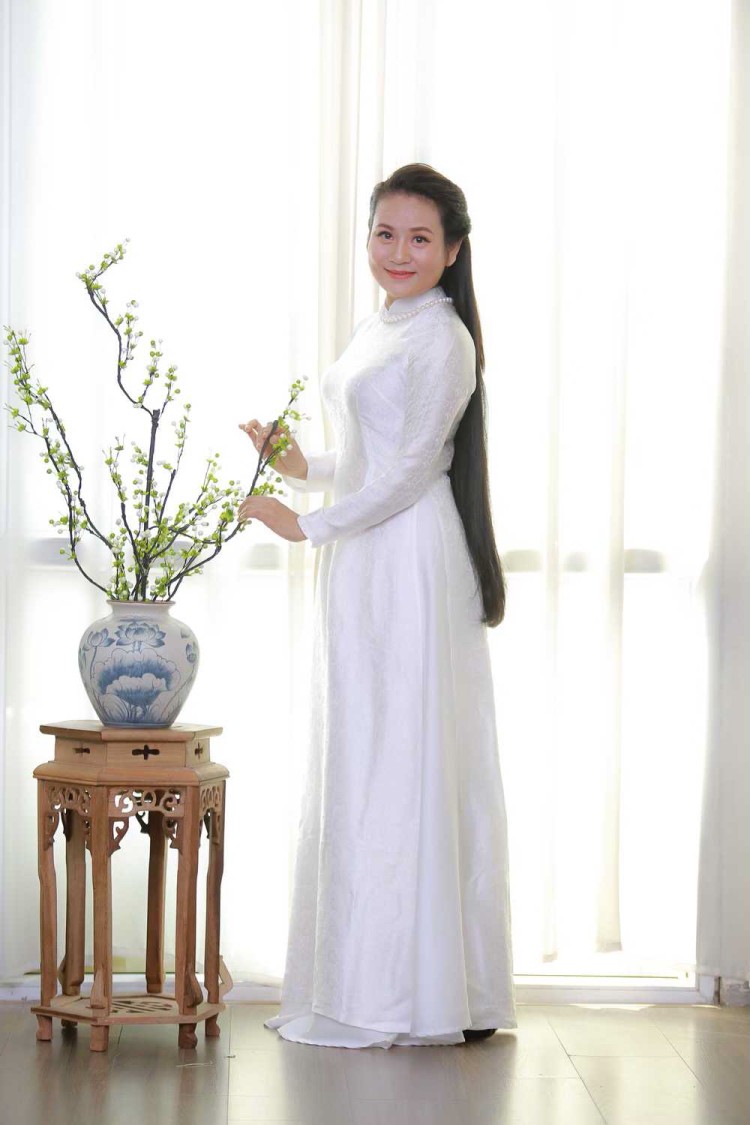 nsut thu trang nang to thi trong long khan gia hinh 1