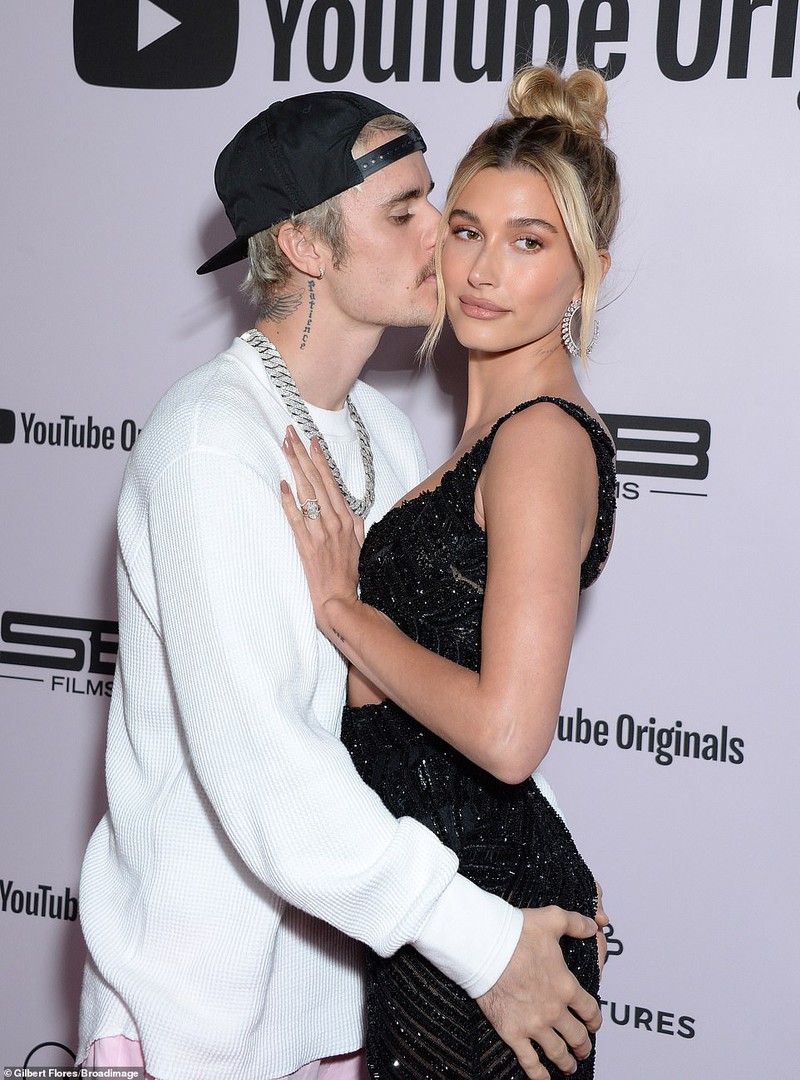 justin bieber ngot ngao hon vo xinh dep trong buoi ra mat phim tai lieu hinh 6