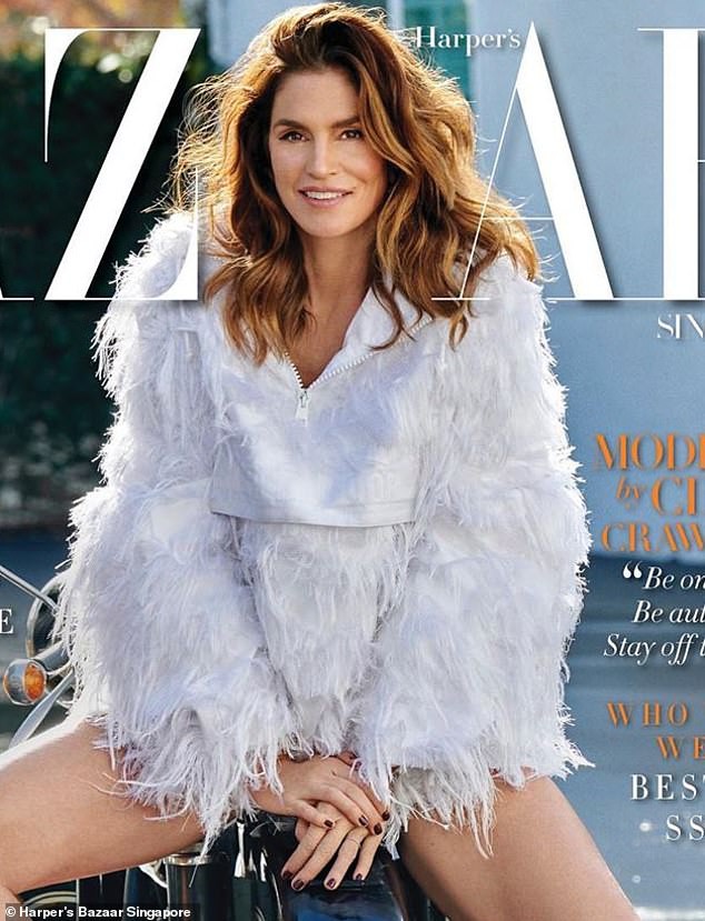 cindy crawford "bien mat" nep nhan, tre trung tren bia tap chi hinh 2