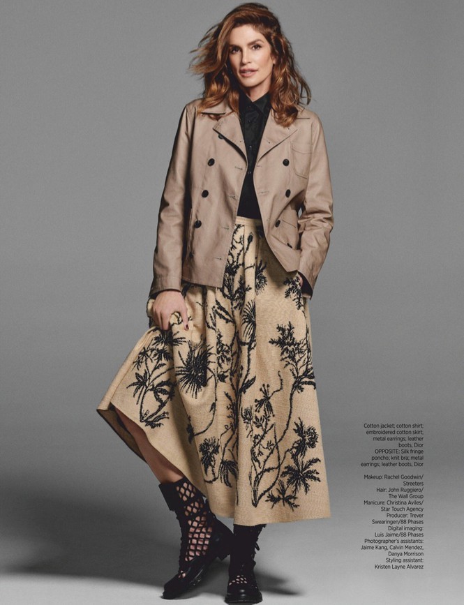 cindy crawford "bien mat" nep nhan, tre trung tren bia tap chi hinh 6