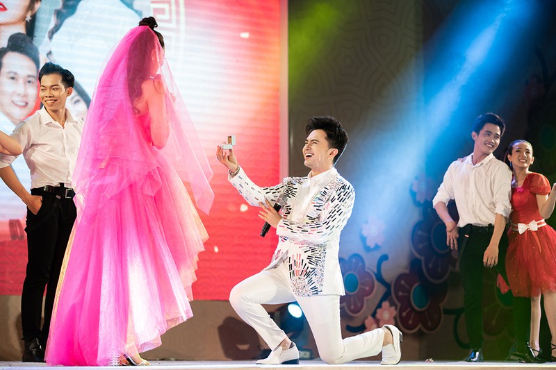 sau man cau hon on ao, nam cuong va truong quynh anh ra mv moi hinh 2