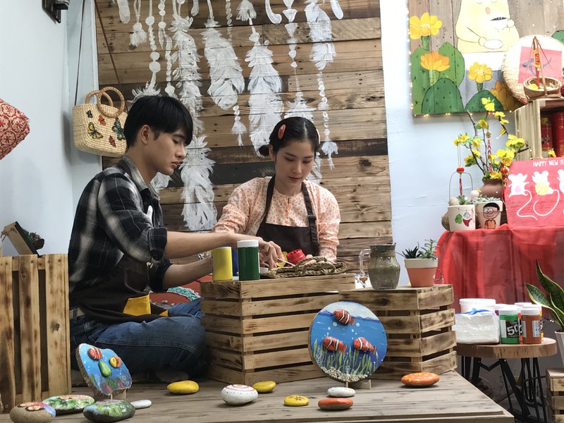 chi gai nam em tham gia thu thach hen ho 24 gio vi so e hinh 2