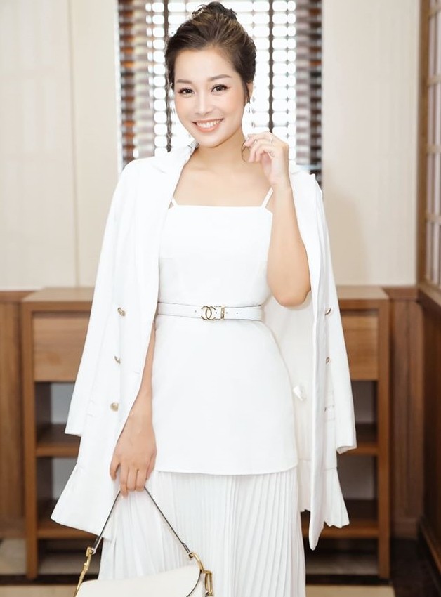 su that cuoc song giau sang cua minh huong 'nhat ky vang anh' hinh 12