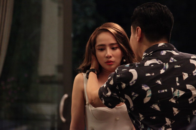  quynh nga so va bi am anh sau khi viet anh tat, bop co hinh 2