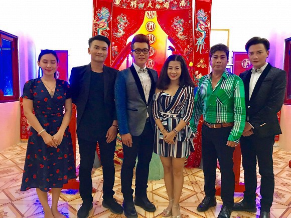 chuyen showbiz: suc khoe mai phuong chuyen bien xau, hien dang kha yeu hinh 1
