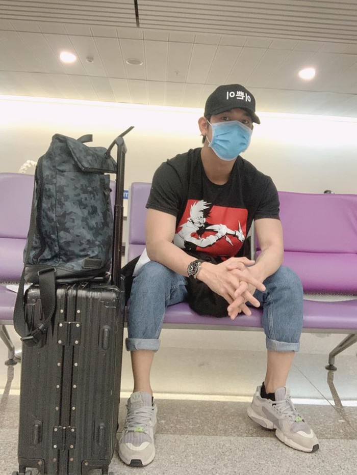 chuyen showbiz: khanh thi goi cam bat chap o tuoi u40 hinh 6