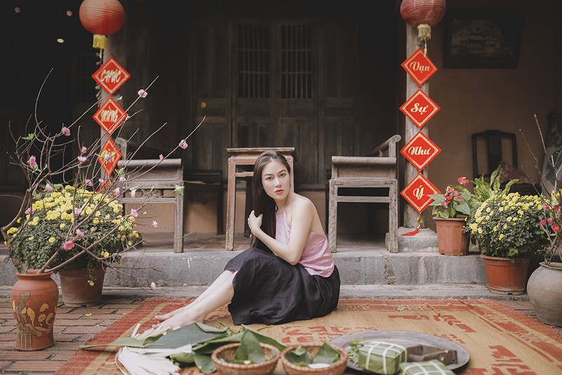 hoa hau ao dai tuyet nga tung mv giua mua dich covid-19 hinh 1