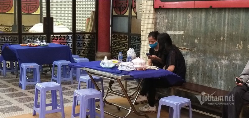 hinh anh dau tien trong le tang dien vien mai phuong hinh 8