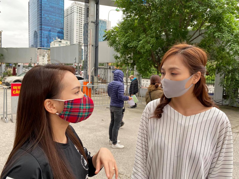 doan phim ve nha di con miet mai quay phien ban moi giua mua dich hinh 3