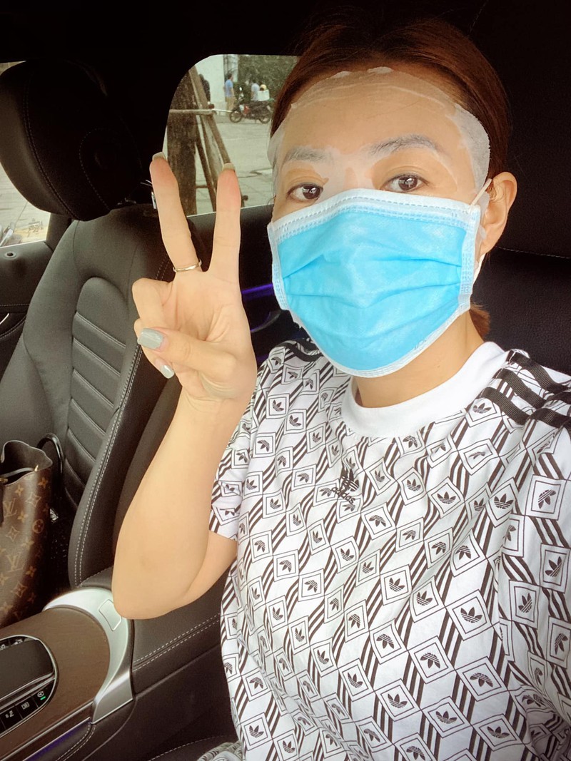 hau truong hai huoc cua dan dien vien phim "nhung ngay khong quen" hinh 11