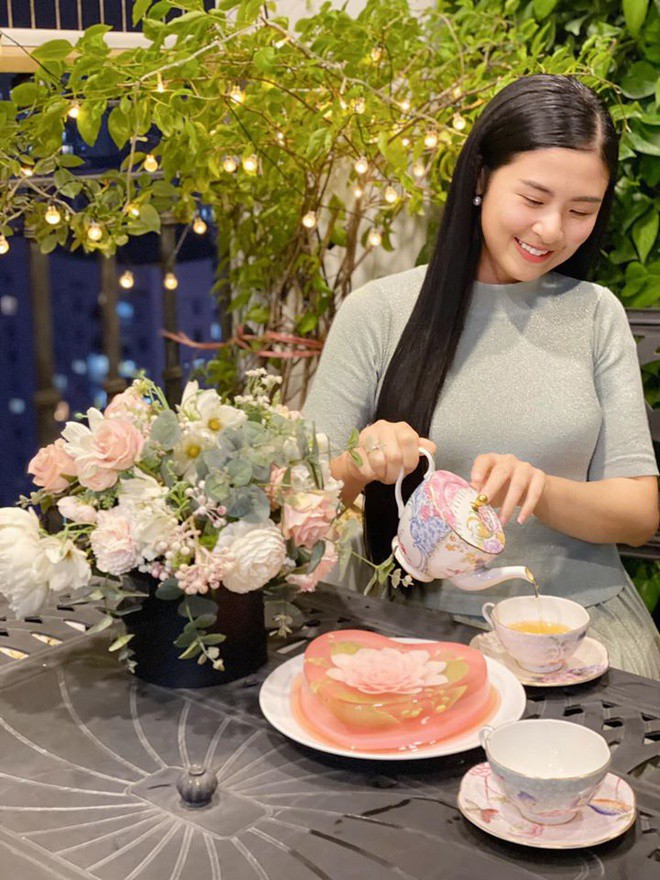 chuyen showbiz: nha phuong khoe cuoc hoi thoai ngon tinh voi ong xa hinh 4