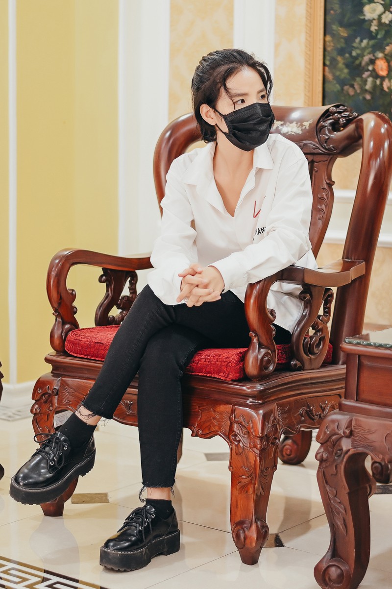 vu cat tuong tang 200 trieu ho tro chong dich covid-19 va han man mien tay hinh 1
