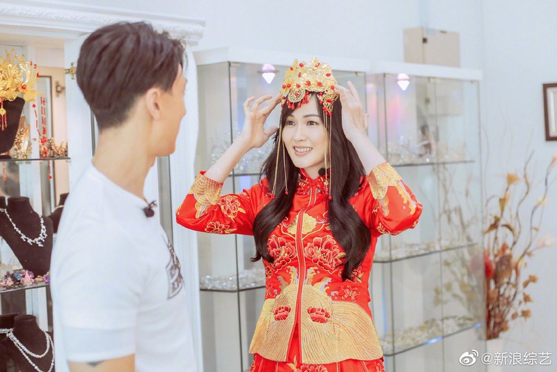 chuyen showbiz: bi che qua xau, nha phuong trach chong "qua phu" hinh 7