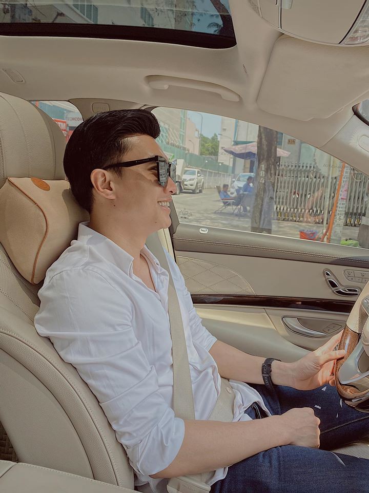 quoc truong tron 32 tuoi: dep trai, giau co, tai nang van "le bong"  hinh 5