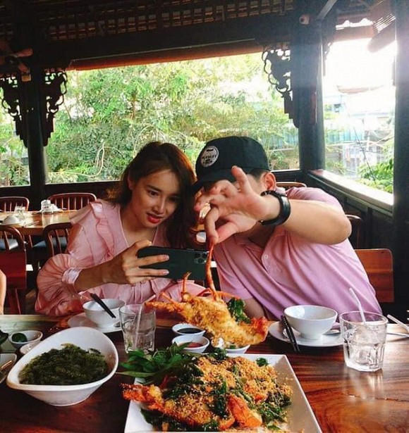 chuyen showbiz: truong giang giup nha phuong "song ao" cuc dang yeu hinh 1
