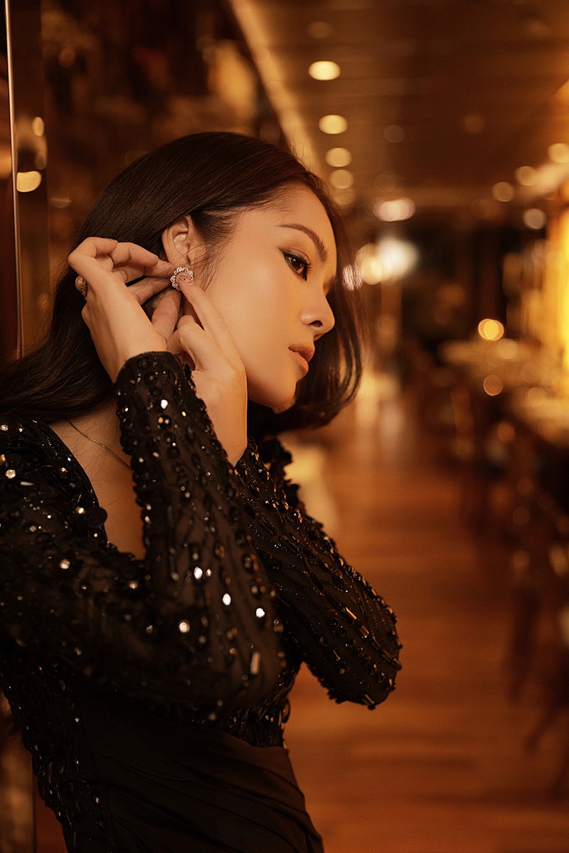 sau ly hon, duong cam lynh ngay cang dep sac sao va goi cam  hinh 11