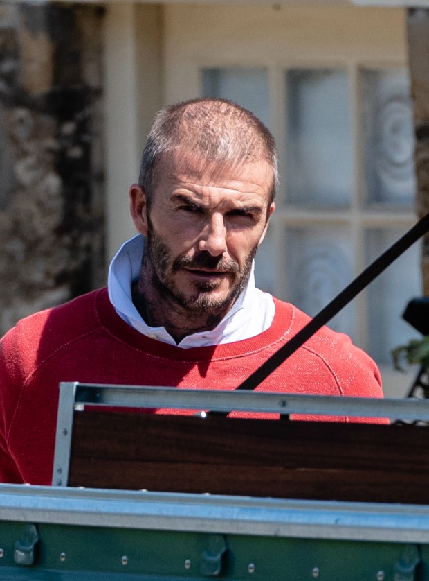 david beckham quen that day an toan khi dua con gai di mua sam hinh 3