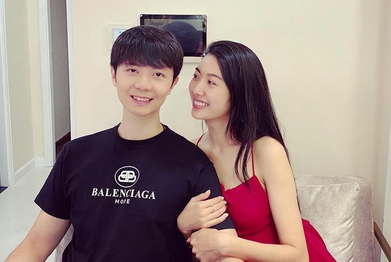chong chua cuoi tiet lo thuy van chu dong xin so anh lan dau gap mat hinh 1