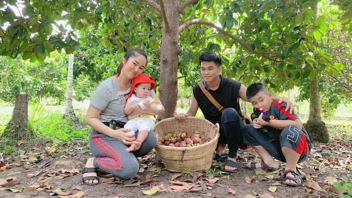 chuyen showbiz: truong quynh anh thu nhan "yeu nguoi nay la khong sai" hinh 10