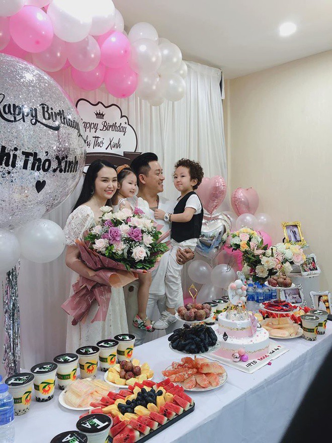 chuyen showbiz: ho ngoc ha mang thai doi voi ban trai kim ly hinh 8