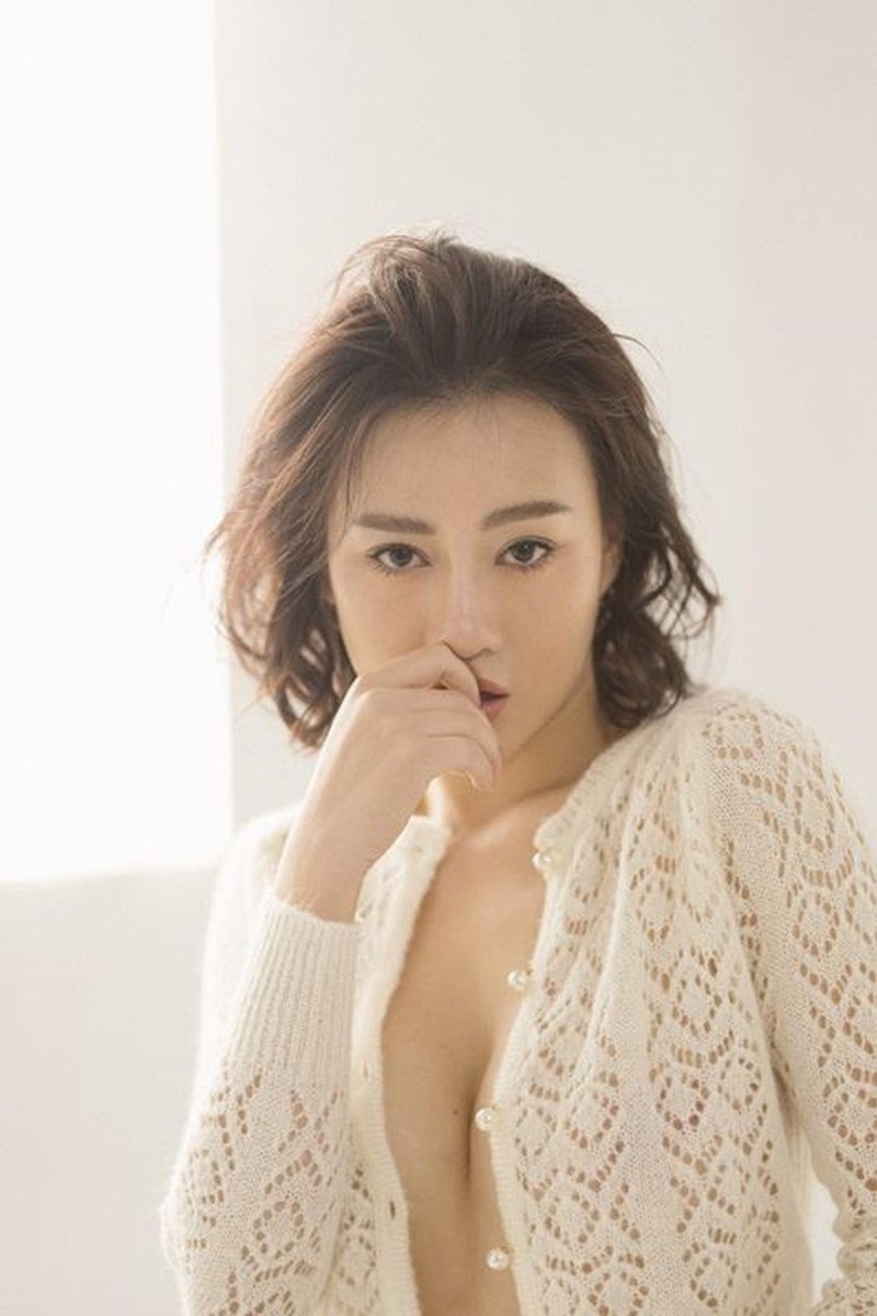 phuong oanh phai dung thuoc an than vi dong 2 phim cung luc hinh 2