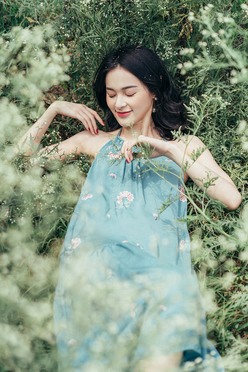 nhan sac tuoi 27 cua "my nu van nguoi me" ha vi hinh 7