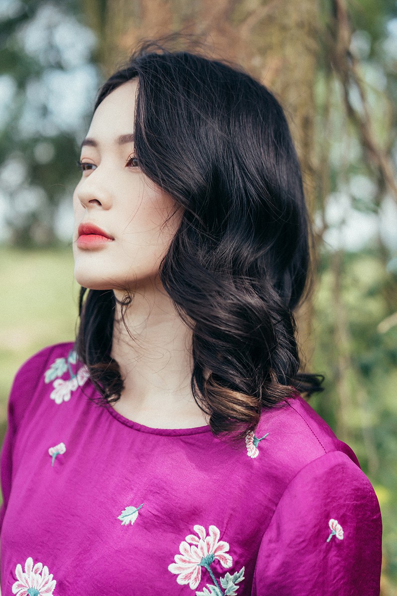 nhan sac tuoi 27 cua "my nu van nguoi me" ha vi hinh 12