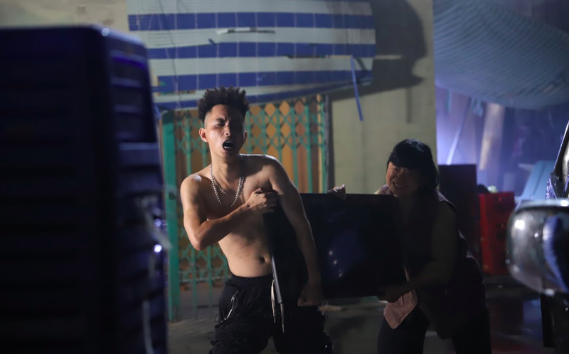 rhymastic moi me, doc la trong mv moi "giau sang" hinh 3