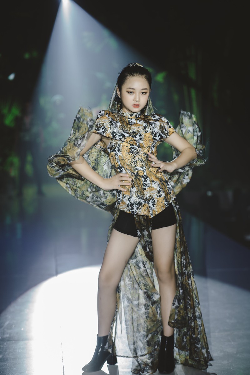 ve dep hut hon bat phan thang bai cua mau nhi 11 tuoi kim chi hinh 1