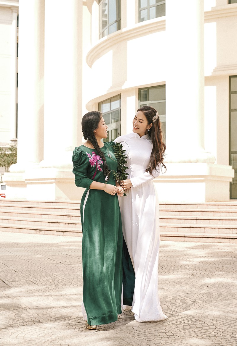 hoa hau tuyet nga xinh dep rang ro trong ngay tot nghiep dai hoc hinh 3